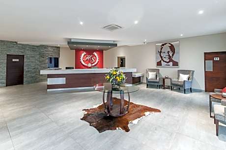 Hotel Savoy and Conference Centre