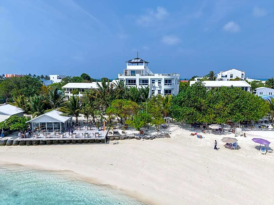 Rashu Hiyaa Hotel Dhiffushi