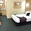 Country Gardens Motor Inn