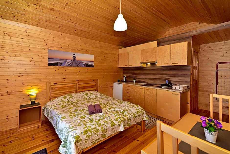 Trommeļa brīvdienu mājiņas-kempings