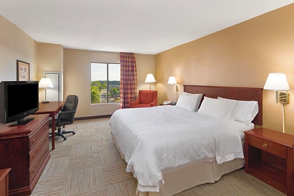 Hampton Inn Columbus-North