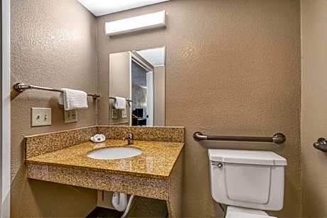 Premium Quadruple Room
