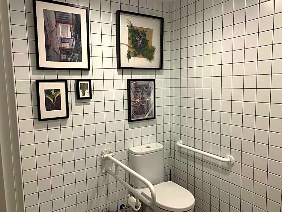 VTZ The Botanic Hostel