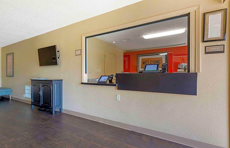 Extended Stay America Suites - Tulsa - Midtown