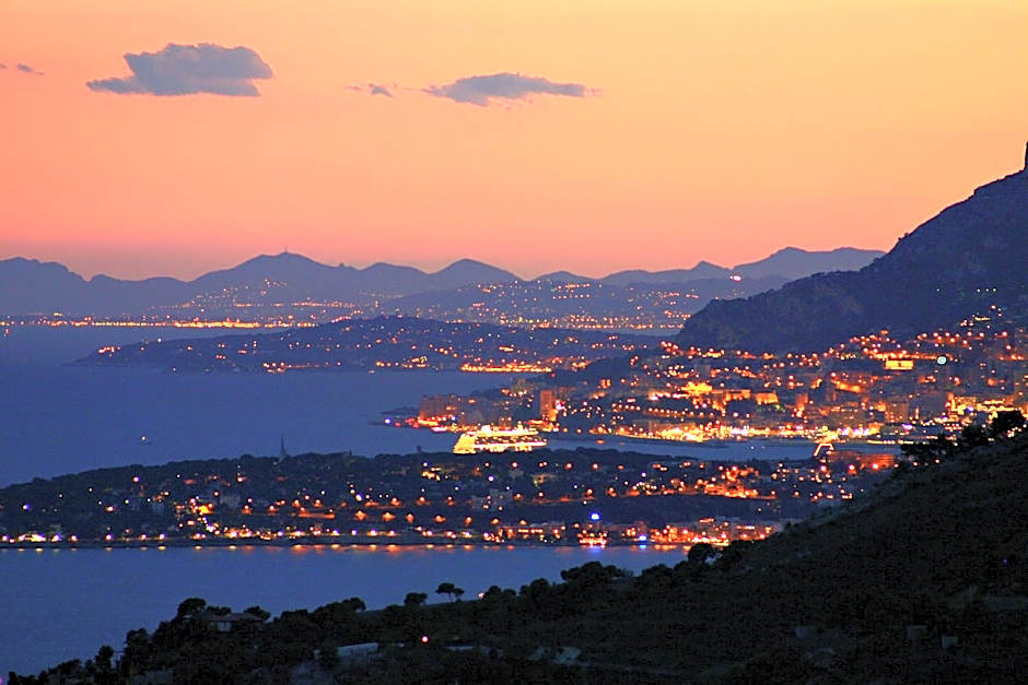 La Riserva di Castel d'Appio- Charme & Relax