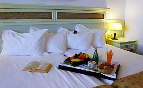 Double Room - Free Beach Access