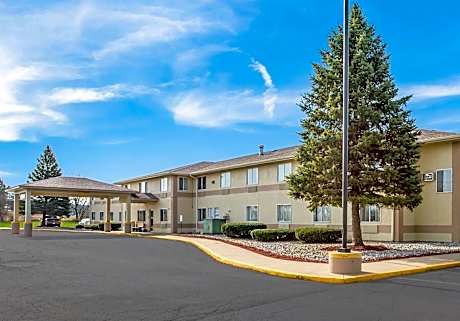 Americas Best Value Inn Charlotte, MI