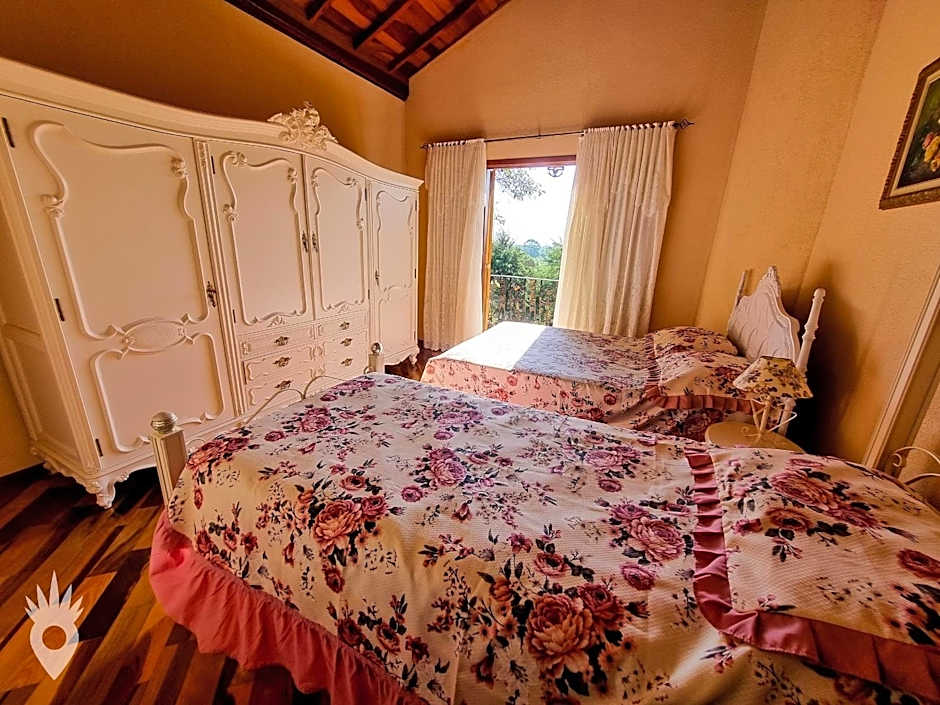 House with Pool & Gourmet Area in Indaiatuba