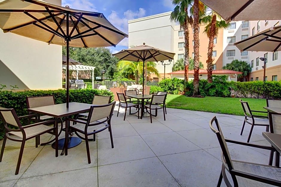 Homewood Suites By Hilton West Palm Beach
