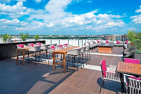 Courtyard by Marriott Washington Downtown/Convention Center