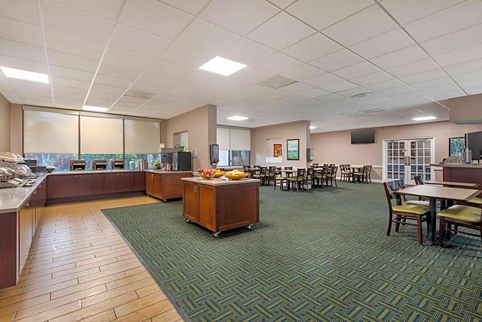 Best Western Ocean Beach Hotel & Suites