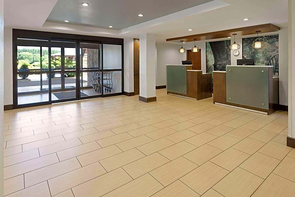 La Quinta Inn & Suites by Wyndham Lagrange / I-85