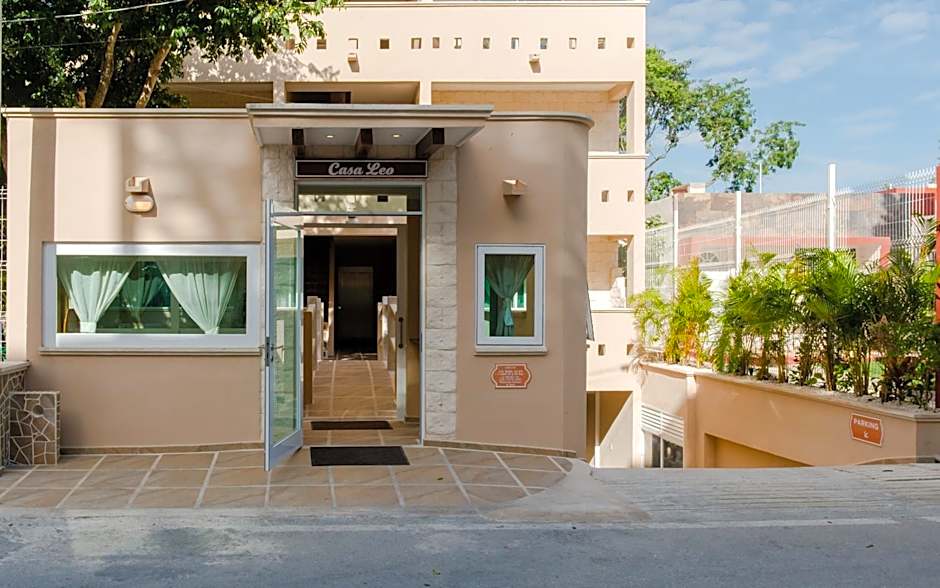 Casa Leo