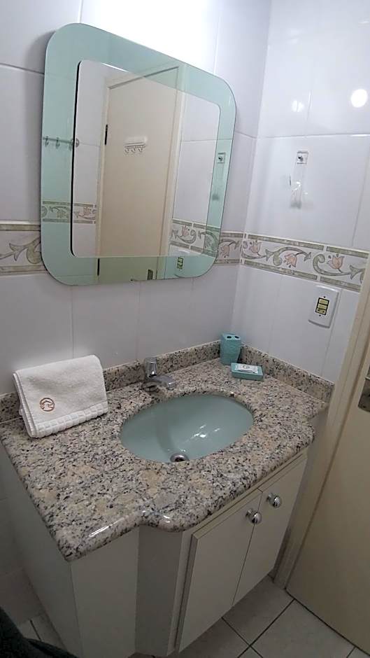 Flat 206 Hotel Cavalinho Branco (3 piscinas, elevador, sauna)