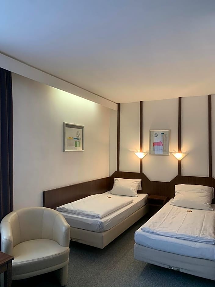 Hotel Mondial Comfort - Frankfurt City Centre