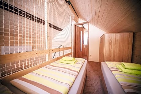 2 Bedroom