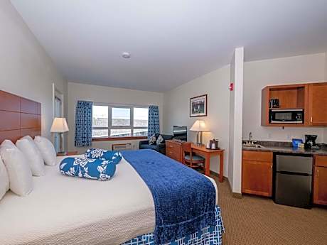 Family Room with Private Bathroom