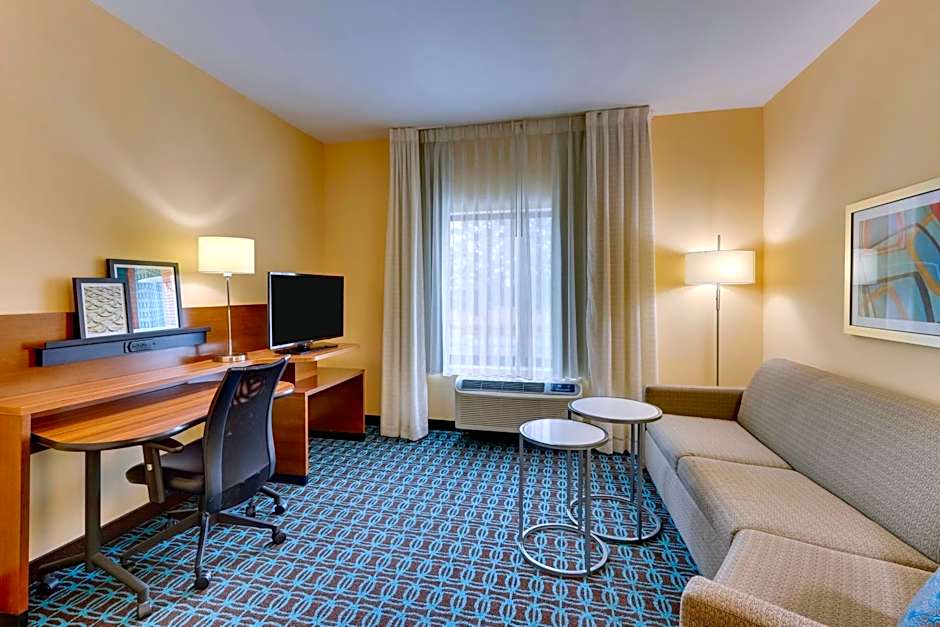 Fairfield Inn & Suites by Marriott Dunn I-95