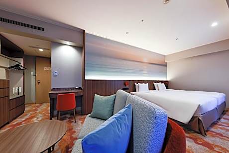 Premium Superior Twin Room