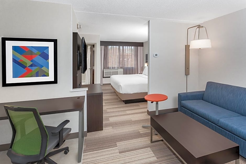 Holiday Inn Express & Suites South Portland By IHG