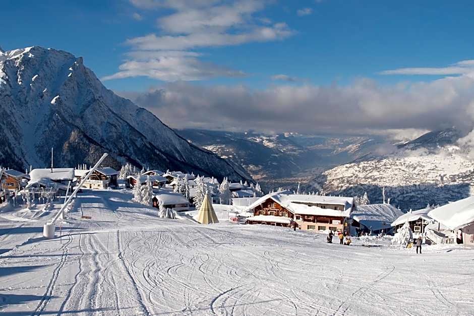 Gruppenhaus im Walliser Alpstyle