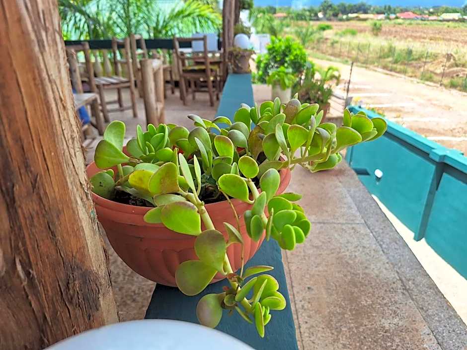 Hill View Garden Hotel
