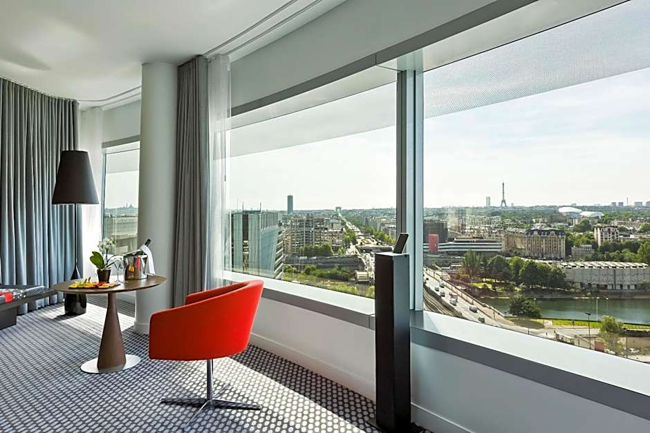 Melia Paris La Defense
