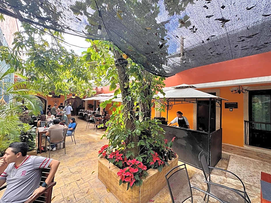 El Zaguán Colonial by GuruHotel