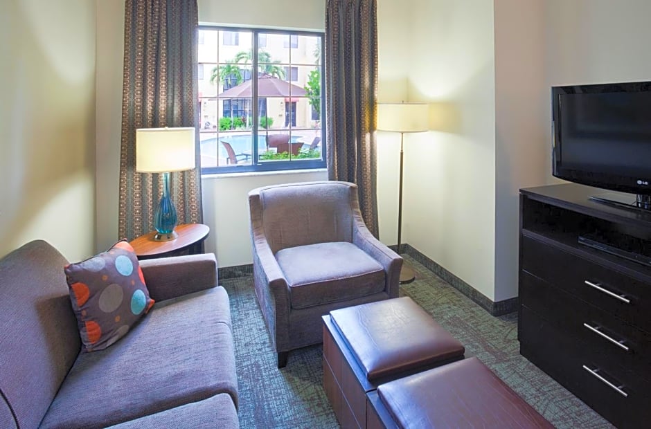 Staybridge Suites Naples - Gulf Coast, an IHG Hotel