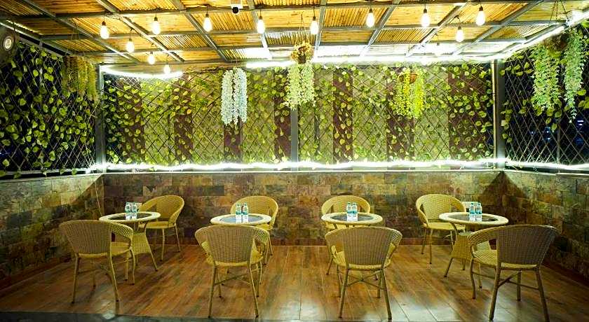 Hotel Haris MG Road