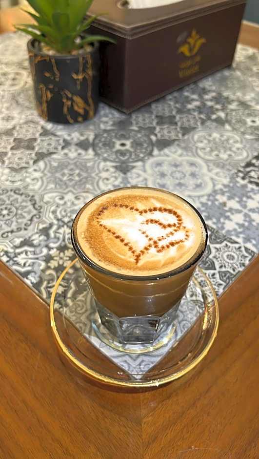 Violet Al Shisha Hotel