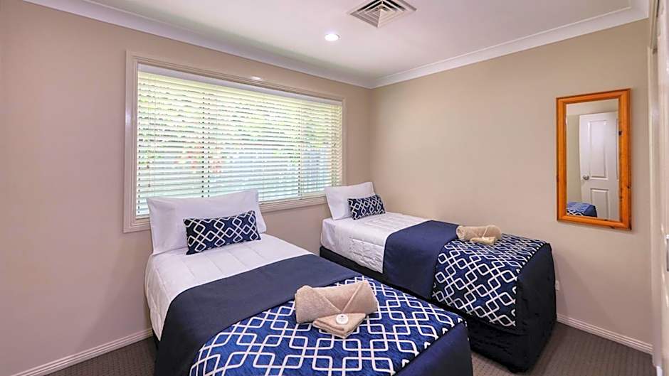 Edward Parry Motel and Apartments