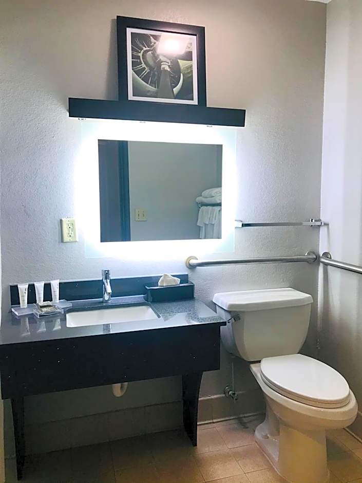 Country Inn & Suites by Radisson, Warner Robins, GA