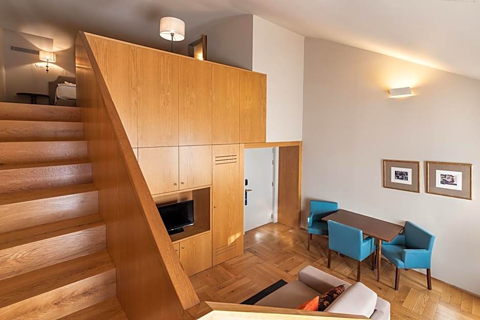 Santa Luzia ArtHotel