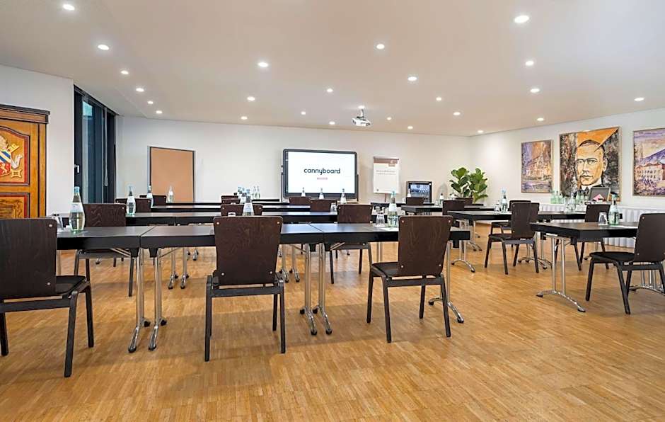 Stadthotel am Romerturm