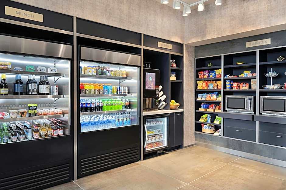 Courtyard by Marriott Milwaukee Brookfield at Poplar Creek