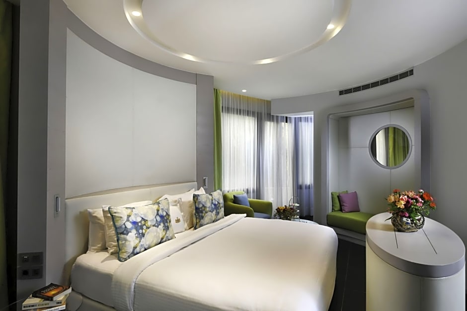 Le Bristol Hotel