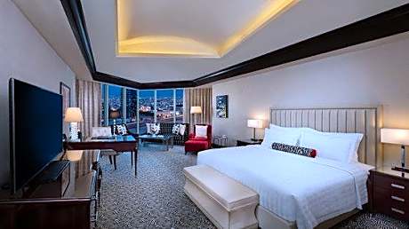 EXECUTIVE JUNIOR SUITE King