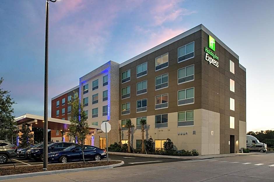 Photo 1 of 50 of Holiday Inn Express Orlando - South Park By IHG