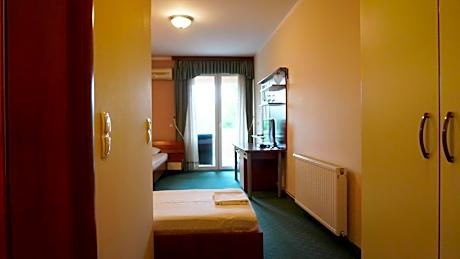 Twin Room with Balcony