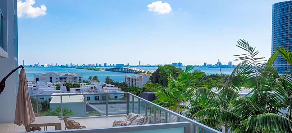 Luxury Oceanview Studio at Miami Design District