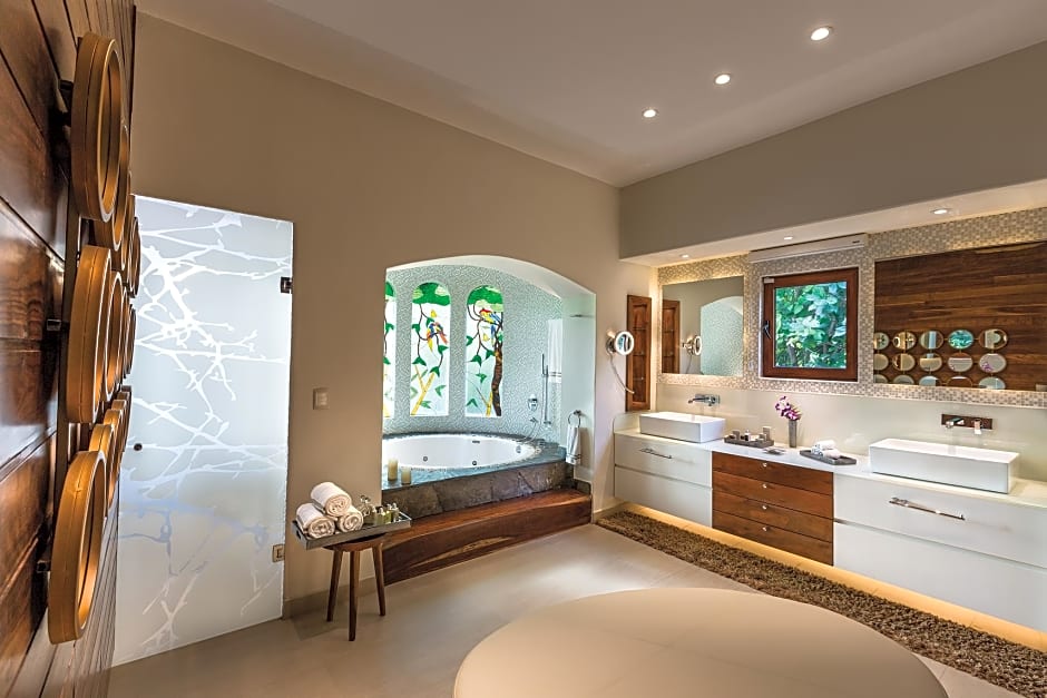 Azul Villa Casa del Mar by Karisma