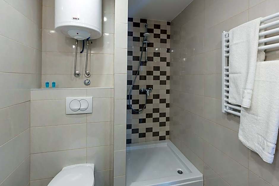 Premium Crown Suites