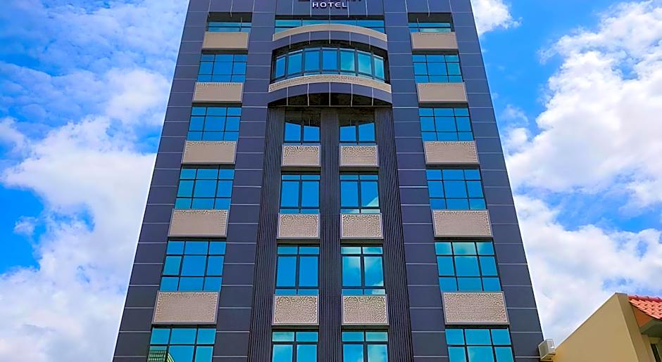 ZOOM HOTEL