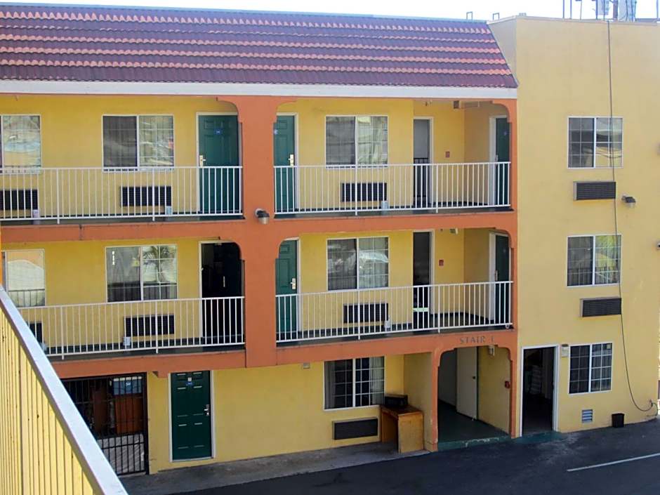 Starlight Inn, Valley Blvd - Downtown LA