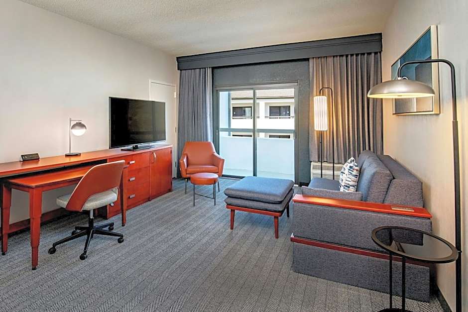 Courtyard by Marriott Boston Andover