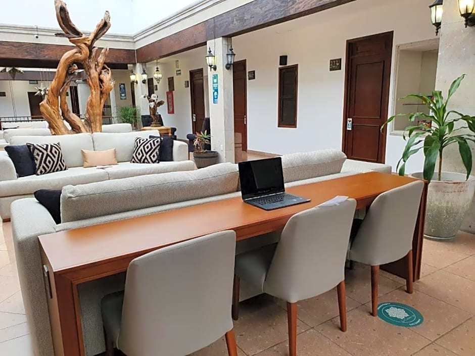 Hotel La Casona 30