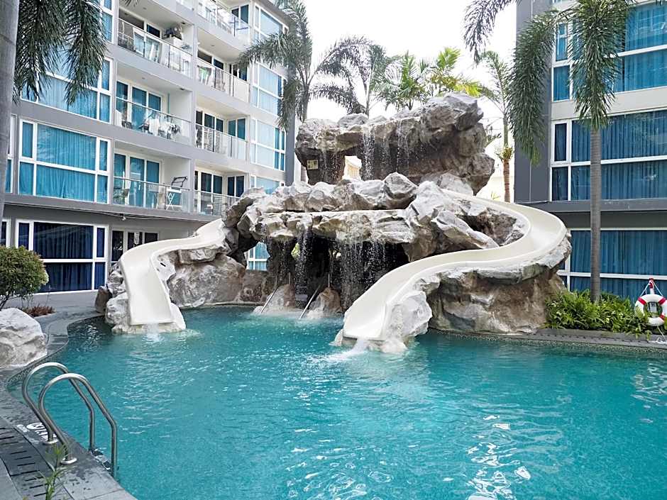 Azure Hotel Pattaya