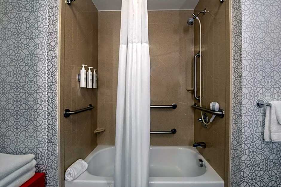 Hampton Inn By Hilton & Suites Harvey