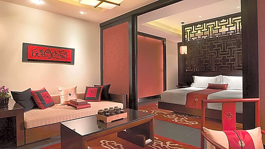 Banyan Tree Lijiang